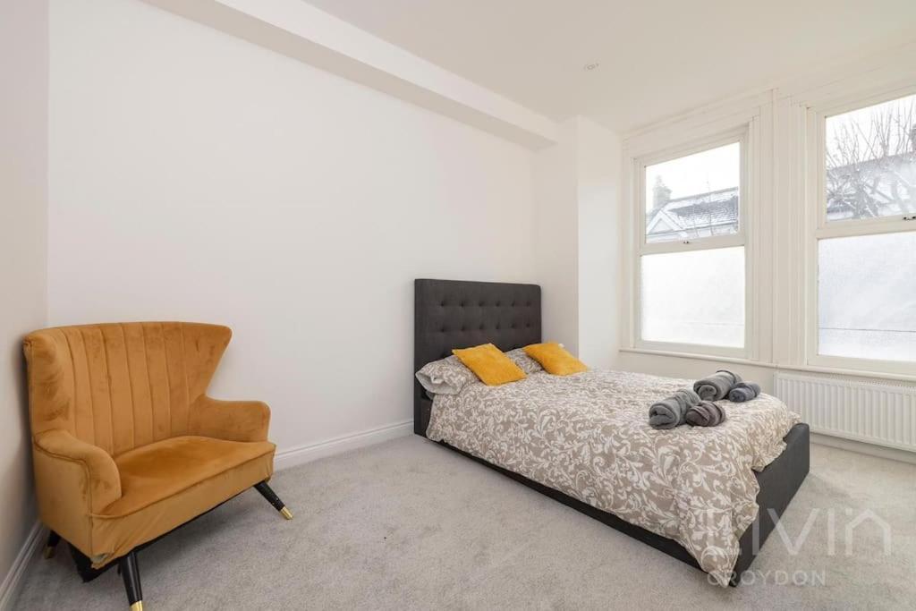2 Bed Flat -Zone 1-4 London Apartamento Thornton Heath Exterior foto